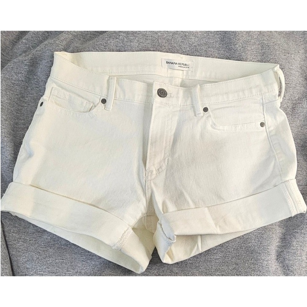 Banana Republic Premium Denim Off White Cuffed Shorts Womens 26 Waist Cream
